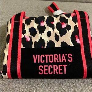 Victoria’s Secret Leopard Print Weekend Bag
